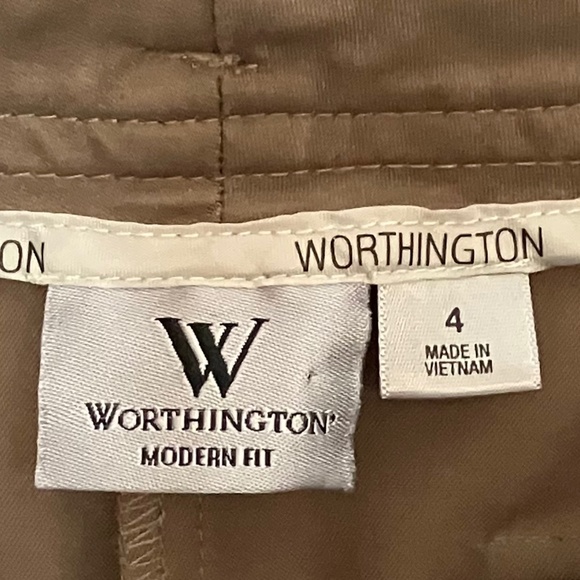 Modern Fit Straight Leg Taupe Cropped Pants Sz 4 - Picture 5 of 8